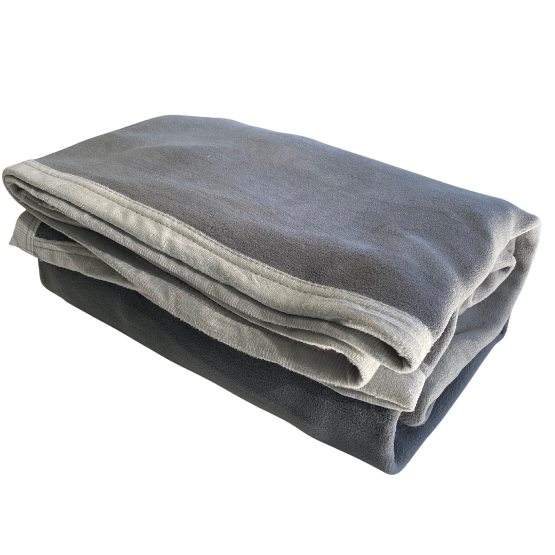Gilmac Your Hospitality Supplies. Polar Fleece Blanket 350g Charcoal